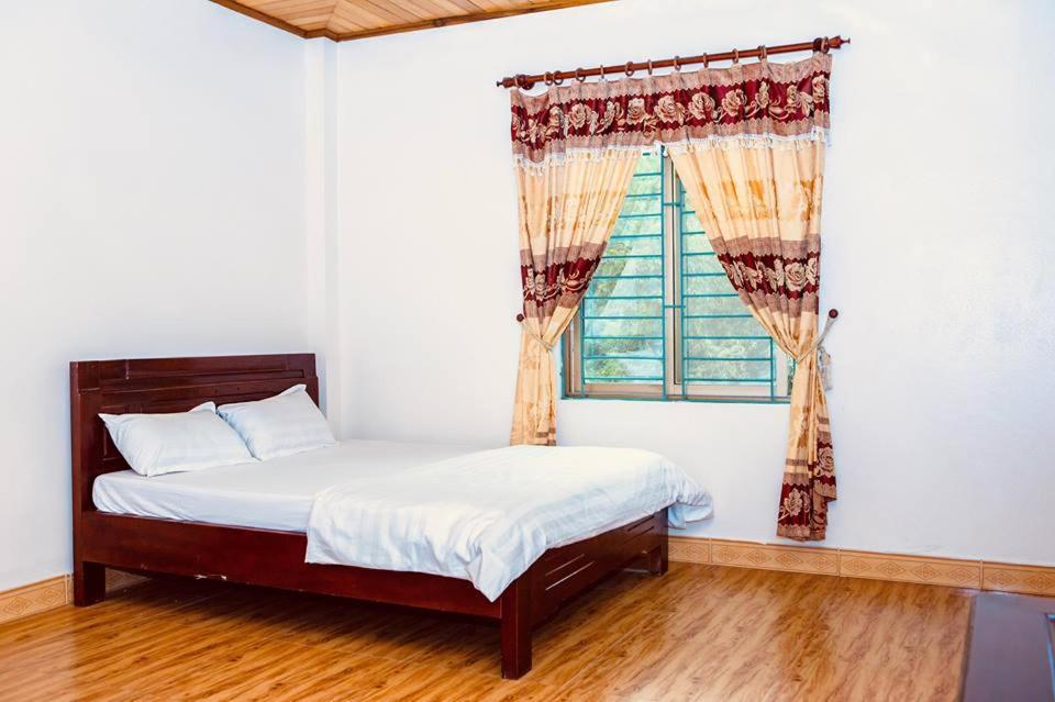 Hung Thinh Hotel Ban Gum Exteriér fotografie
